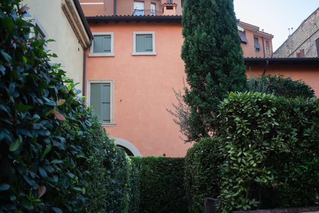 La Finestra Sul Civico Cinque Apartman Verona Kültér fotó